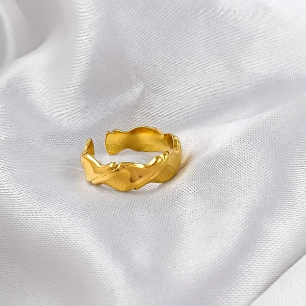 Gold Plated Ring For Girl’s & Women’s