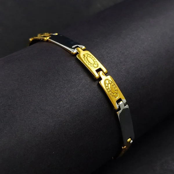 Gold & Silver Bracelet For Men’s & Boy’s. - Image 3