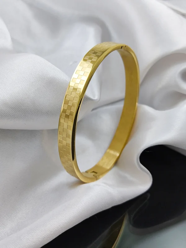 Gold Plated Kada For Men’s & Boy’s.