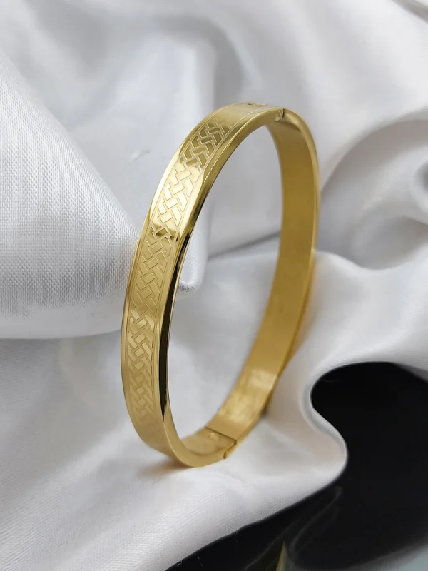 Gold Plated Kada For Men’s & Boy’s.